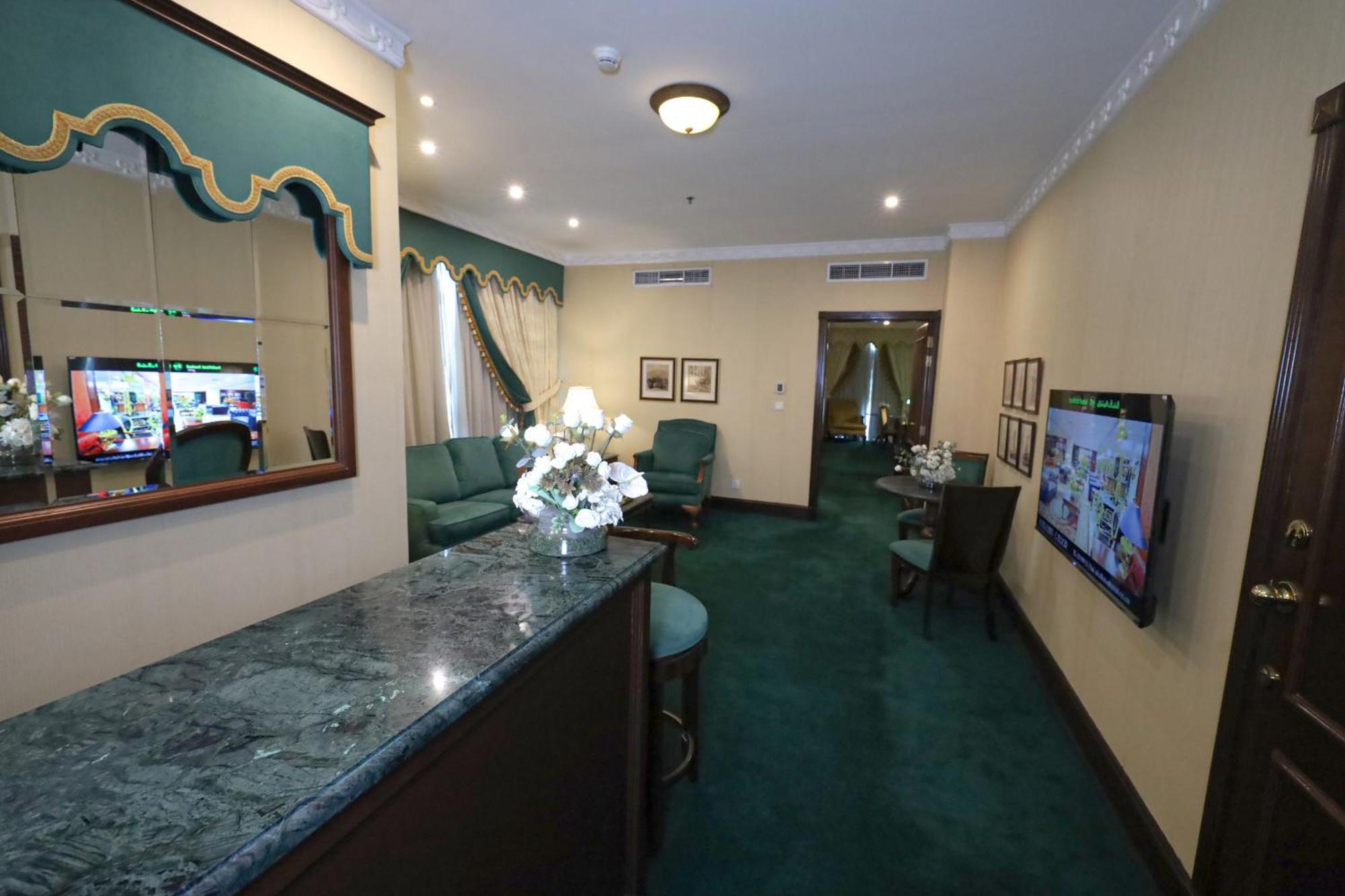 Habitat All Suites, Al Khobar Ngoại thất bức ảnh The Green Room